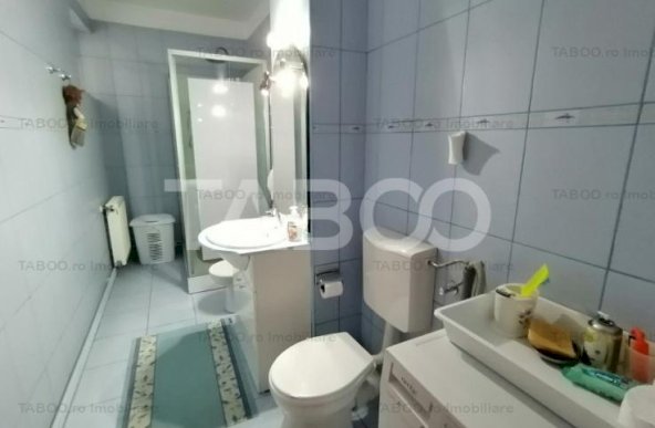 Apartament decomandat de vanzare 2 camere parcare etajul 1 Siretului