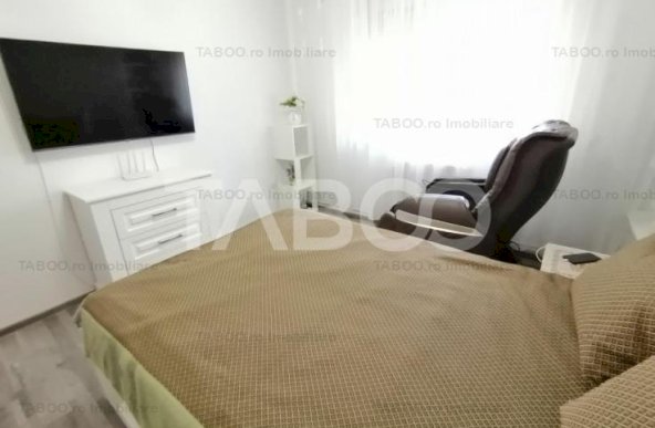 Apartament decomandat de vanzare 2 camere parcare etajul 1 Siretului