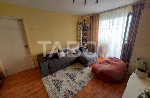 Apartament de vanzare 2 camere etaj intermediar pivnita balcon Sibiu