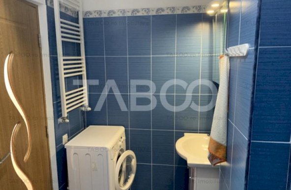 Penthouse 3 camere de vanzare 70 mpu terasa 58 mp zona Doamna Stanca