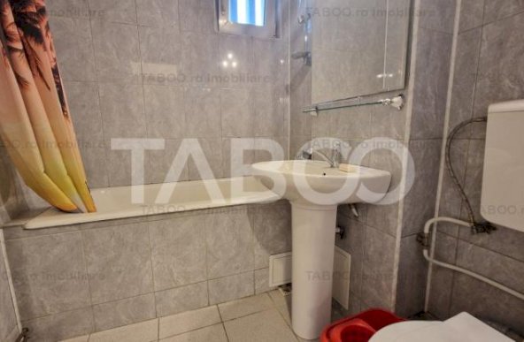 Apartament de vanzare cu 2 camere in centrul Sibiului mobilat modern