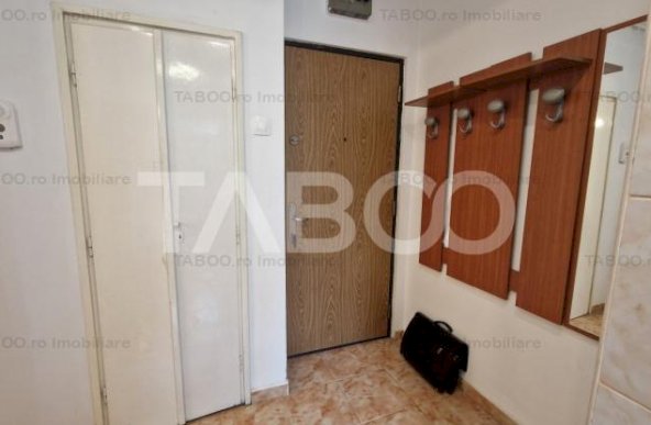 Apartament de vanzare cu 2 camere in centrul Sibiului mobilat modern