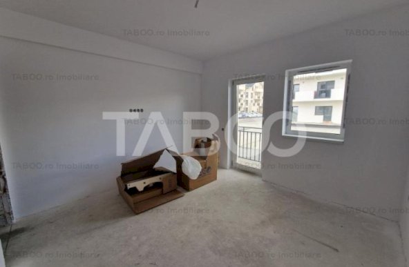 Apartament 60 mpu la CHEIE cu 3 camere balcon 18 mp pe Doamna Stanca