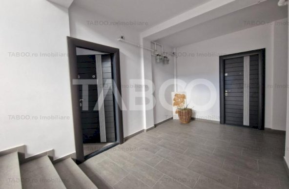 Apartament 60 mpu la CHEIE cu 3 camere balcon 18 mp pe Doamna Stanca