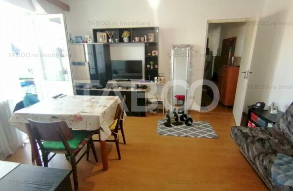 Apartament 2 camere de vanzare mobilat balcon zona Mihai Viteazu Sibiu