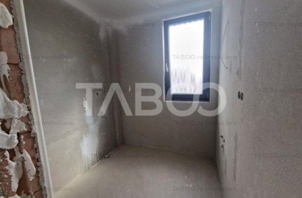 Apartament 3 camere 73 mpu si balcon 10 mp Arhitectilor Sibiu 