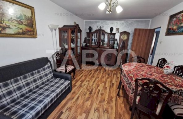 Apartament cu 3 camere 2 bai in zona Turnisor din Sibiu