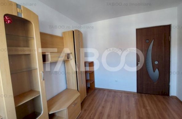 Apartament de vanzare 3 camere mobilate Valea Aurie Sibiu