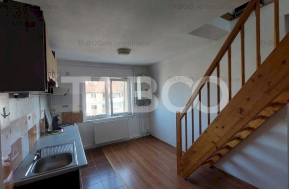 Apartament de vanzare 3 camere mobilate Valea Aurie Sibiu