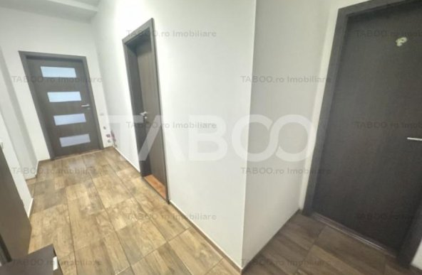 Apartament 3 camere decomandate balcon loc de parcare Str Distributiei