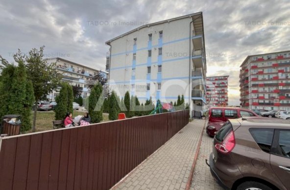 Apartament 3 camere decomandat cu vedere superba spre munte - Sibiu 