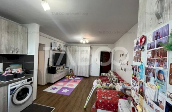 Apartament 3 camere decomandat cu vedere superba spre munte - Sibiu 