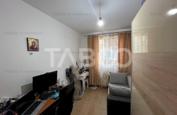 Apartament 3 camere decomandat cu vedere superba spre munte - Sibiu 