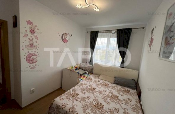 Apartament 3 camere decomandat cu vedere superba spre munte - Sibiu 