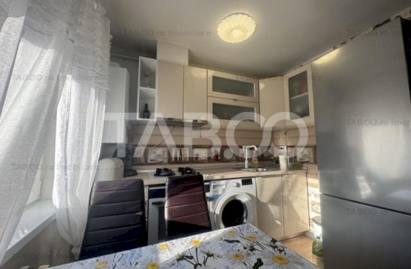 Apartament decomandat 2 camere 44 mpu plus pod de 12 mp Sibiu