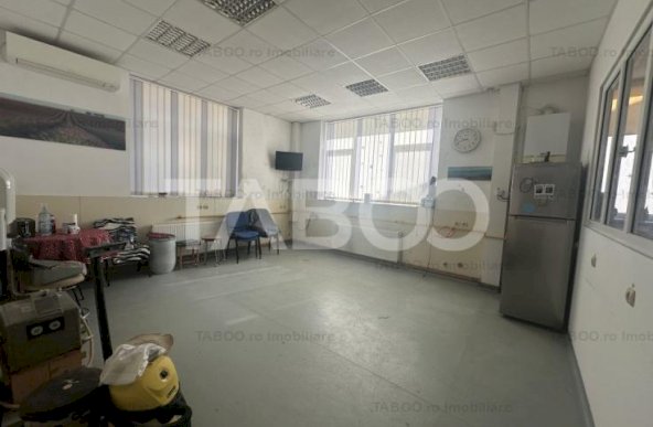 Spatiu Comercial 110 mp utili 5 camere 2 bai Orasul de Jos Sibiu