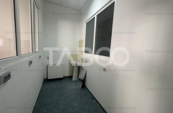 Spatiu Comercial 110 mp utili 5 camere 2 bai Orasul de Jos Sibiu