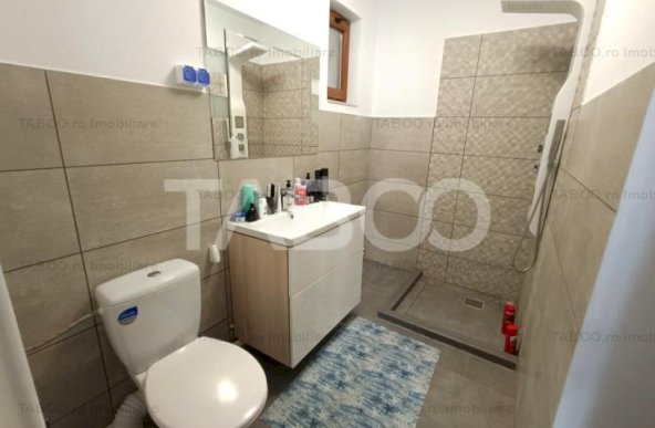 Casa cu 3 camere 2 bai - teren 472 mp de vanzare in zona Arhitectilor