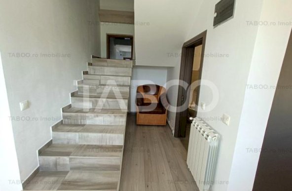 Casa cu 3 camere 2 bai - teren 472 mp de vanzare in zona Arhitectilor