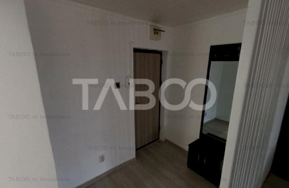 Apartament 2 camere 45 mpu mobilat utilat si balcon Cetate Alba Iulia