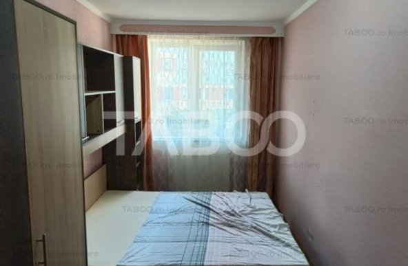 Apartament decomandat 3 camere 65mpu mobilat balcon pivnita Alba Iulia