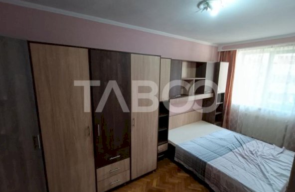 Apartament 3 camere 65mpu mobilat pivnita 2 balcoane etaj 2 Alba Iulia