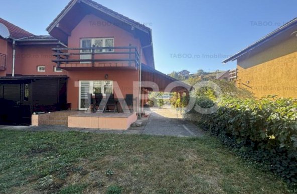 Casa tip duplex 82 mp modern finisata si utilata Sura Mare