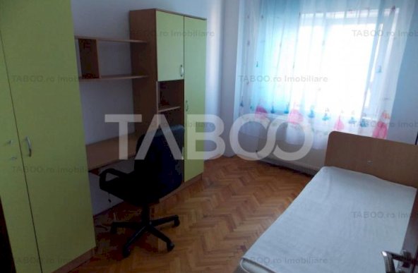 Apartament de inchiriat in Sibiu zona Strand 4 camere 2 bai 2 balcoane