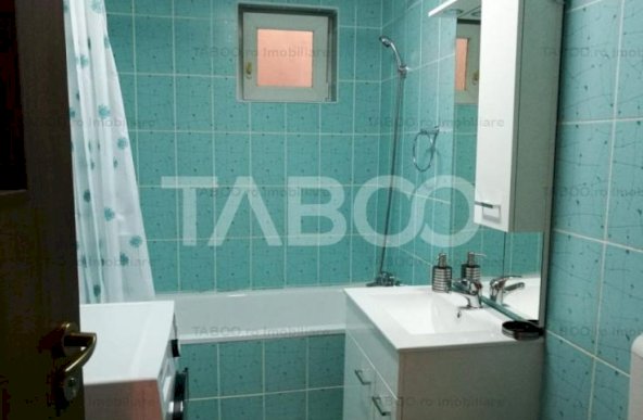 Apartament 3 camere decomandat 68 mp modern zona Siretului din Sibiu