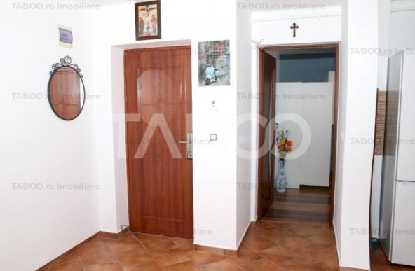 Apartament 3 camere decomandat 68 mp modern zona Siretului din Sibiu