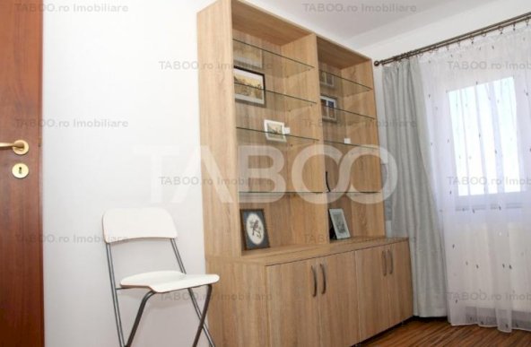 Apartament 3 camere decomandat 68 mp modern zona Siretului din Sibiu