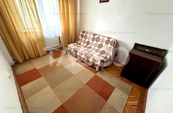 Apartament de inchiriat 2 bai 2 balcoane 87 mpu zona Calea Dumbravii