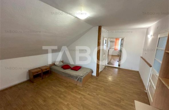 Casa de inchiriat individuala 82mp cu 3 dormitoare Valea Aurie