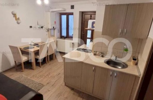 Apartament ultracentral de inchiriat, complet mobilat si utilat