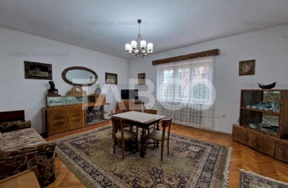 Oferta! Apartament 4 camere, birou si spatiu comercial central Sibiu