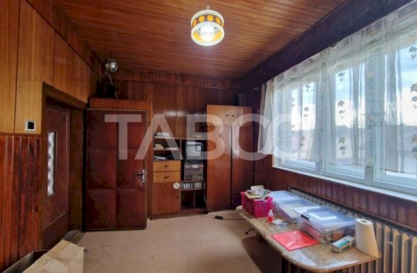 Oferta! Apartament 4 camere, birou si spatiu comercial central Sibiu