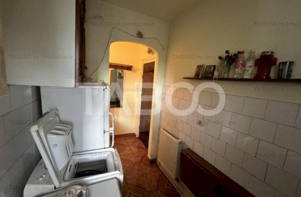 Apartament 2 camere zona Rahovei cu balcon etaj 2