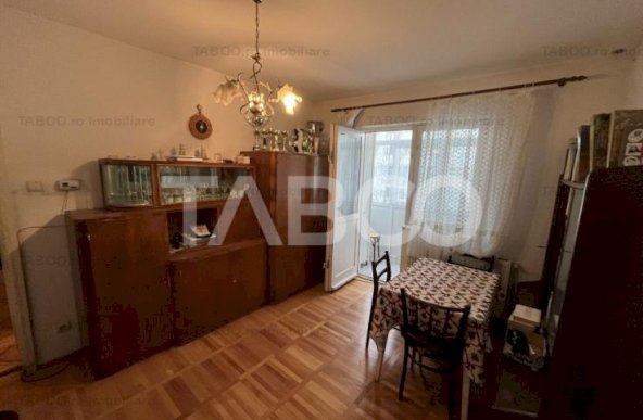 Apartament 2 camere zona Rahovei cu balcon etaj 2