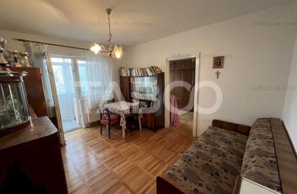 Apartament 2 camere zona Rahovei cu balcon etaj 2