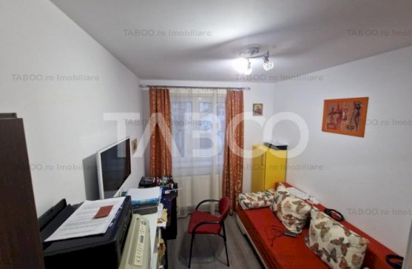 Casa de vanzare cu 4 camere zona Arhitectilor din Sibiu