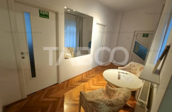 Apartament decomandat cu 2 camere si pod mansardabil - Centrul Istoric