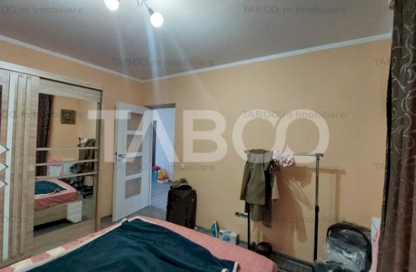 Apartament de vanzare 2 camere parcare etaj 3 Zona Arhitectilor