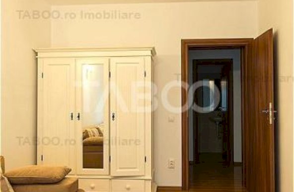 Apartament cu 3 camere 100 mp etaj intermediar 1 zona Calea Dumbravii