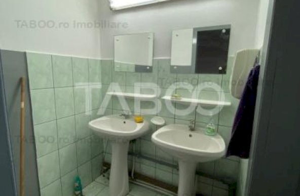 Spatiu comercial de inchiriat ideal pentru afacere zona V. Aaron Sibiu