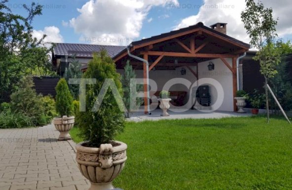 Casa individuala de inchiriat cu 3 camere zona Sibiu