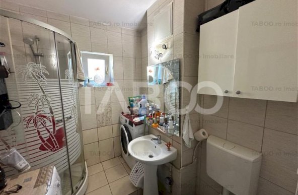 Apartament decomandat mobilat si utilat de 2 camere Terezian 