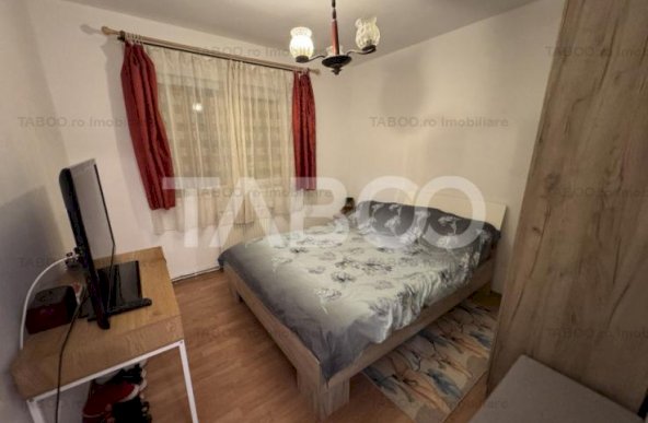 Apartament decomandat cu 3 camere si pivnita Vasile Aaron Sibiu