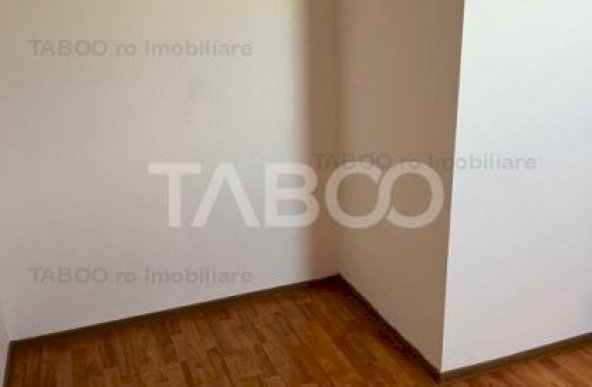 Apartament decomandat de vanzare 3 camere 64 utili zona Lazaret Sibiu