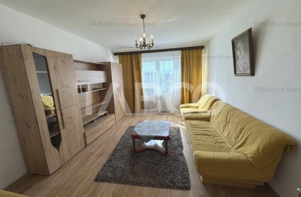 Apartament cu 3 camere 71 mpu si balcon pe Bulevardul Mihai Viteazul