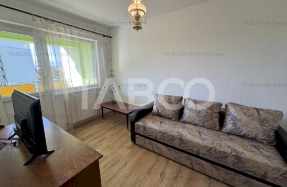 Apartament cu 3 camere 71 mpu si balcon pe Bulevardul Mihai Viteazul